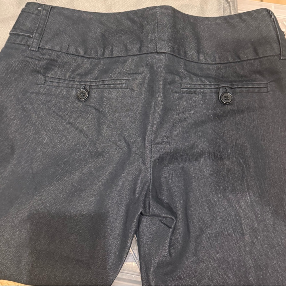 GUESS: Capri Pants - Size 24 - Picture 2 of 2